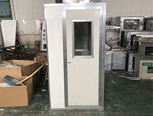 彩鋼板門磁感應單人單吹風淋室